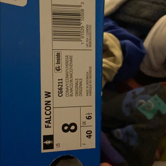 Variety of colors woman Adidas. - Picture 3 of 3